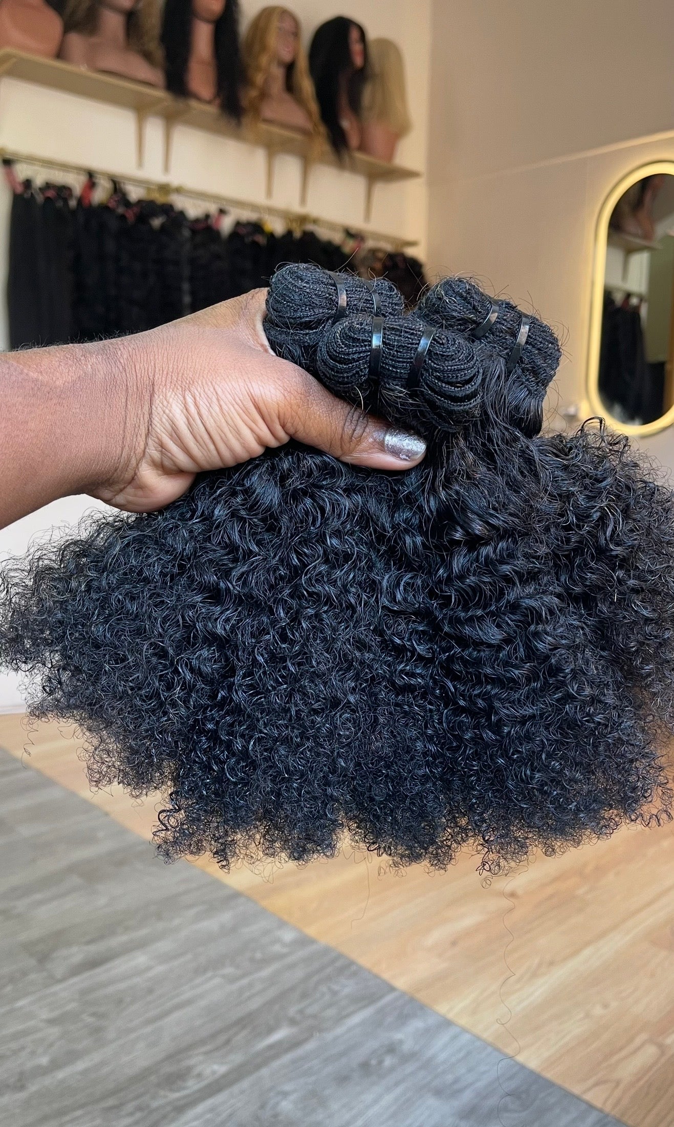 Cabelo cacheado afro humano