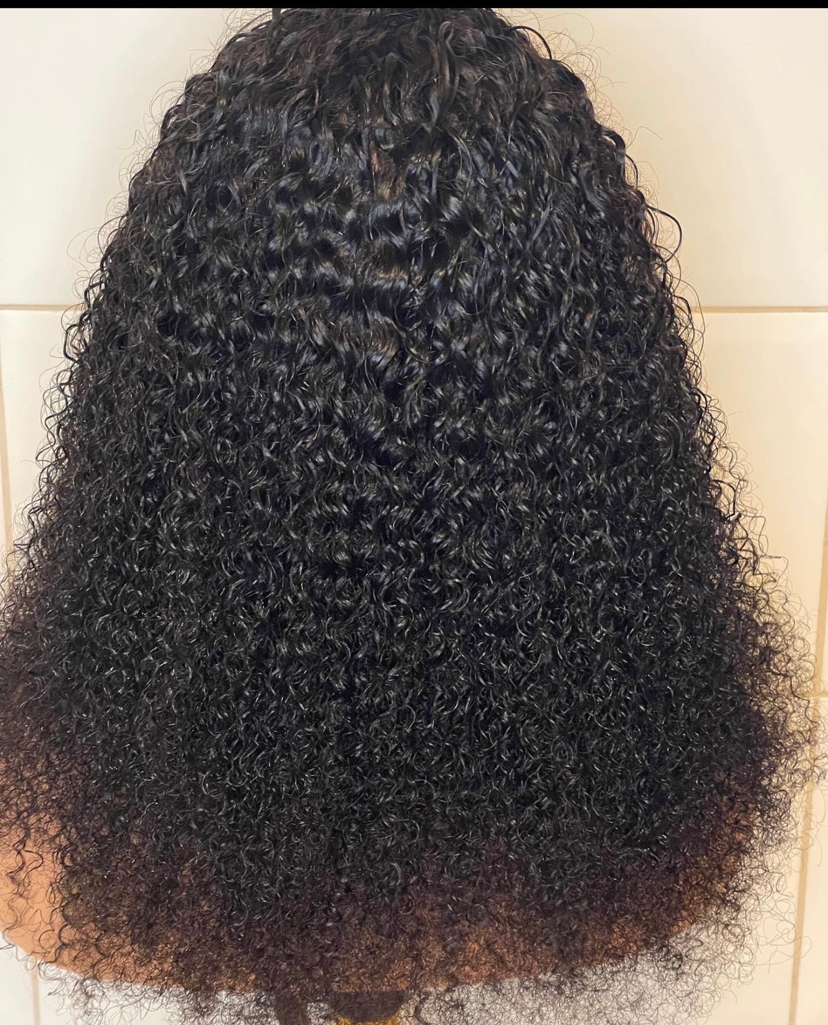 Peruca cacheada de cabelo humano