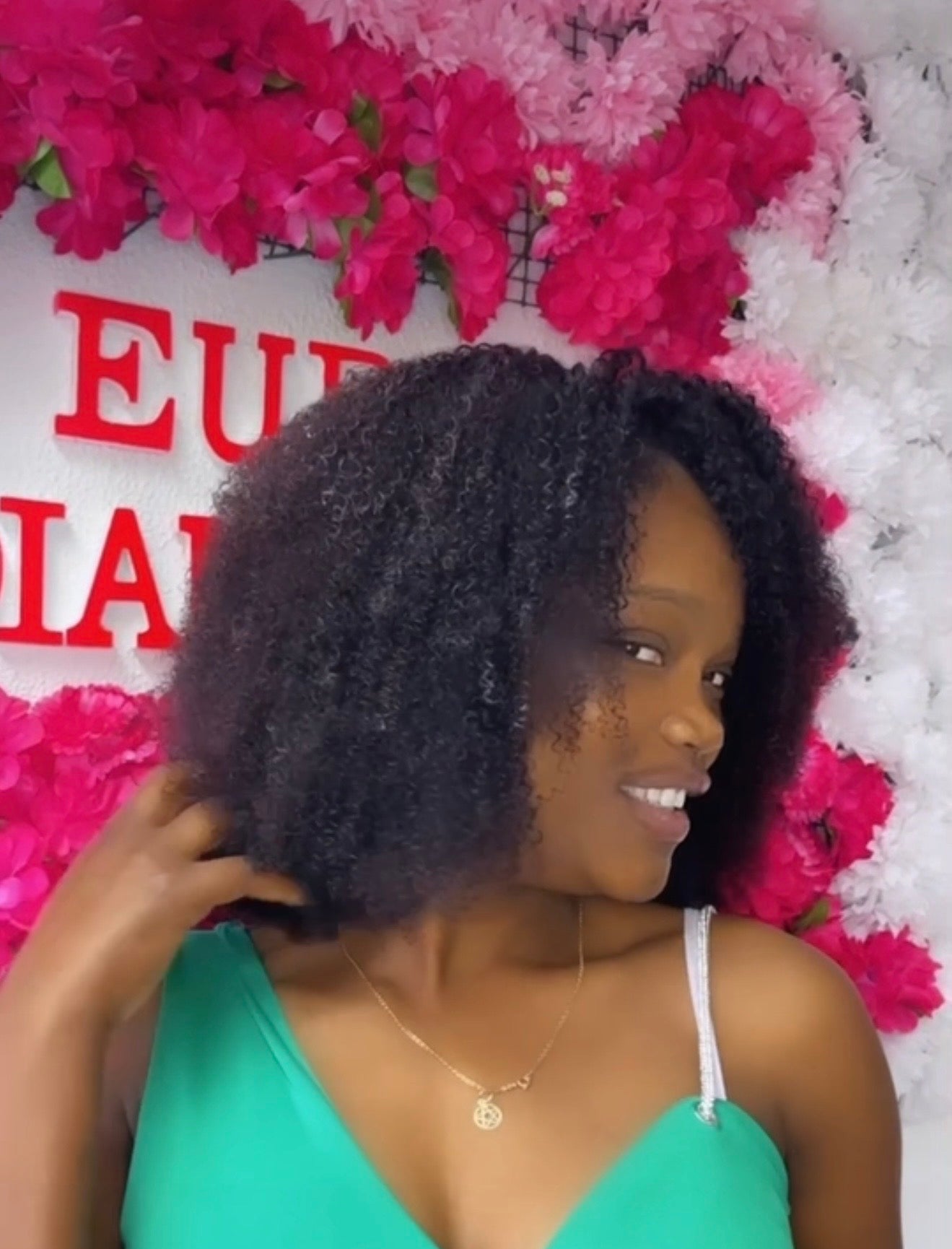 Cabelo cacheado afro humano